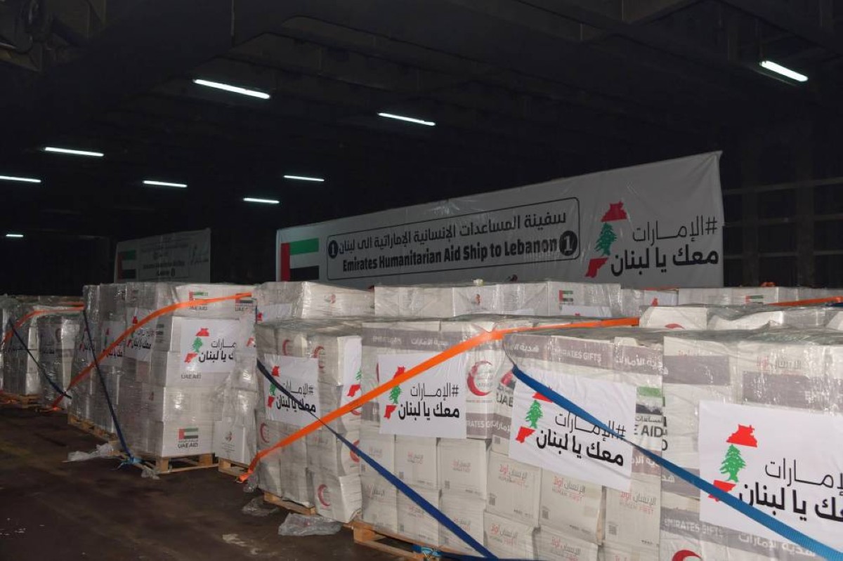 In support of the brotherly Lebanese people.. an Emirati ship loaded with 2,000 tons of relief aid arrives at the port of Beirut