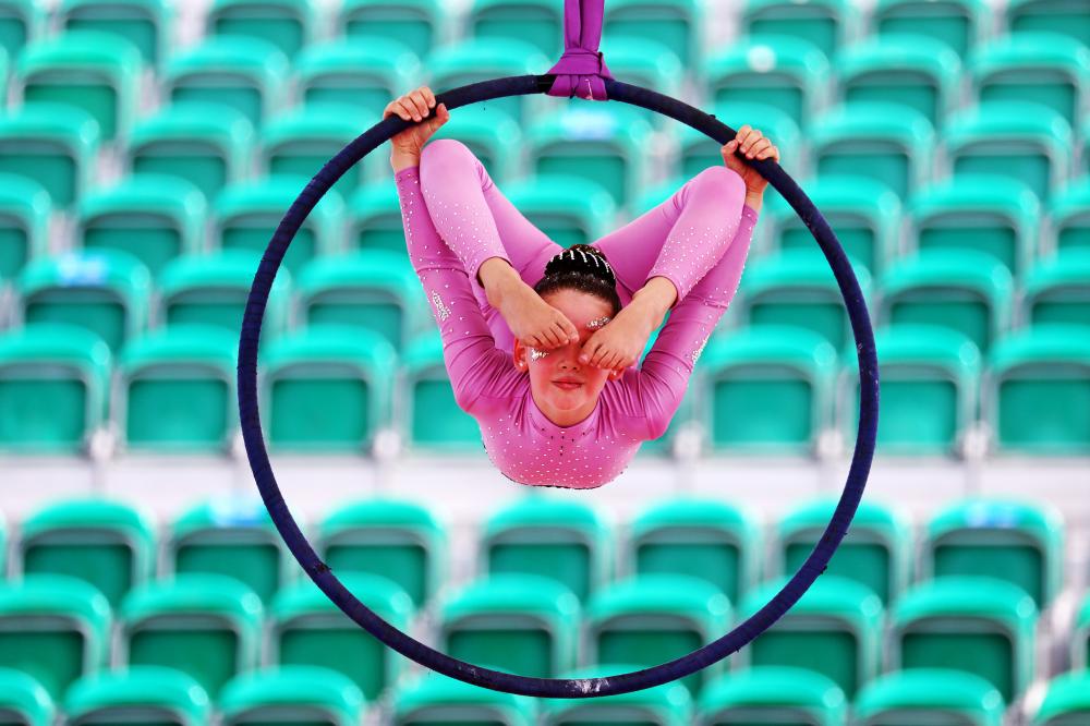 "DUBAI, 09 March 2022. Carmen Gella from Estonia performs during the World Aerial Gymnastics Championship 2022 (Day 1) at Expo Sports Arena, Expo 2020 Dubai. (Photo by David Gray/Expo 2020 Dubai)"