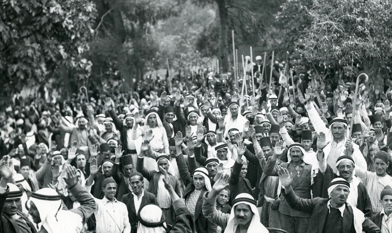 "1922  بدء سريان مفعول الانتداب البريطاني على فلسطين ولزوم الحكم الذاتي الفلسطيني."