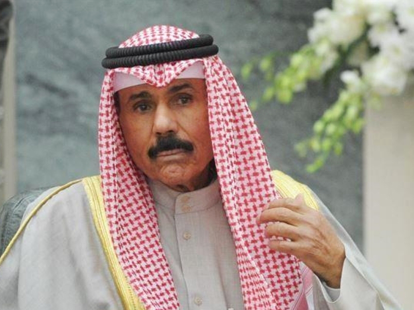 2020  الشيخ نواف الأحمد الجابر الصباح يؤدي اليمين الدستورية ليصبح أمير الكويت السادس عشر.