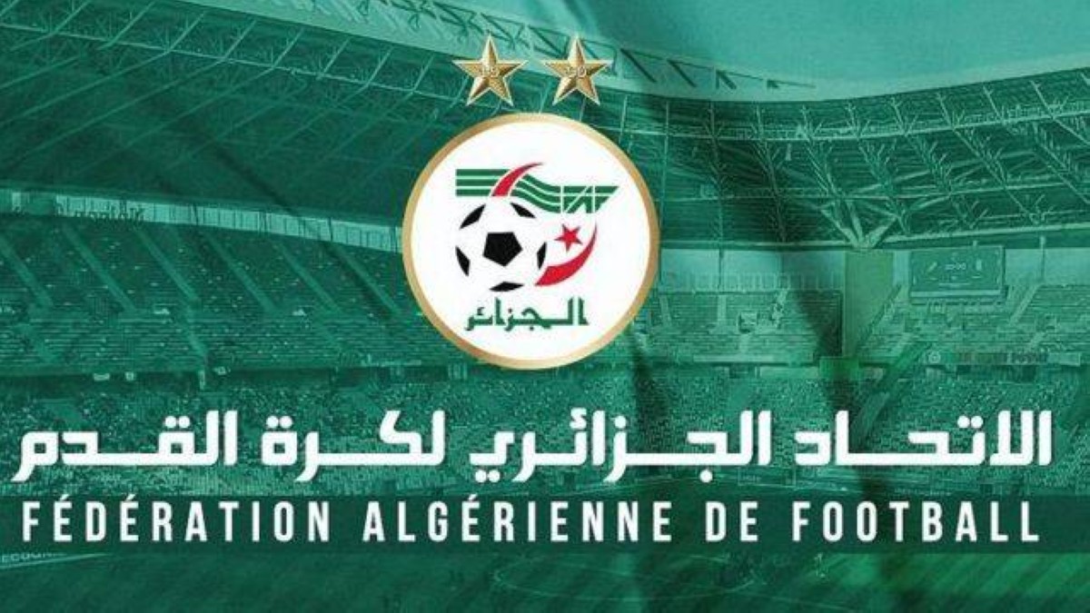 "فار" بالهاتف في لقاء بالدوري الجزائري