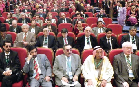 الصورة: الصورة: جمعة الماجد يشارك في مؤتمر عن المخطوطات بتركمانستان