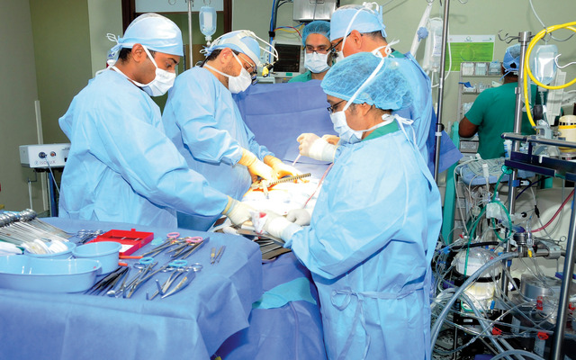 6 عمليات قلب مفتوح لأطفال في يومين