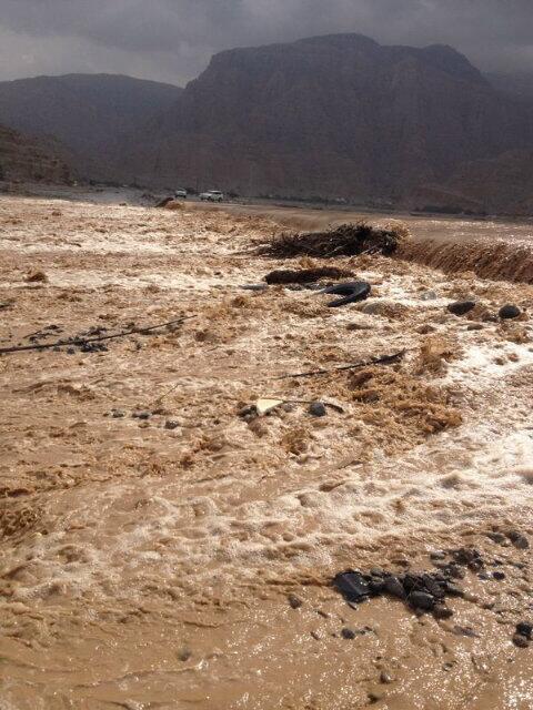 الصورة : جريان وادي البيح في رأس الخيمة