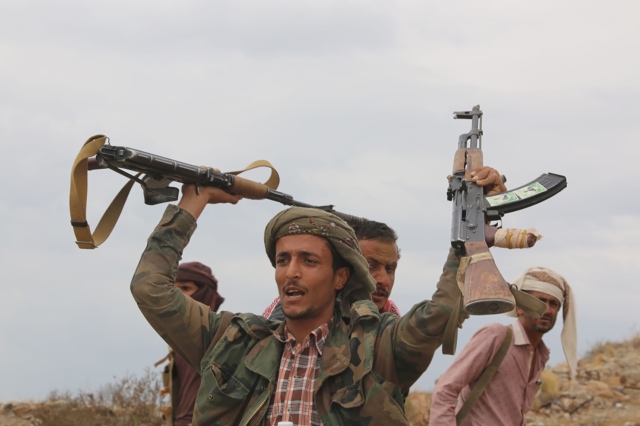 القوات المشتركة تصد هجمات للحوثيين في الضالع - عالم واحد - العرب - البيان