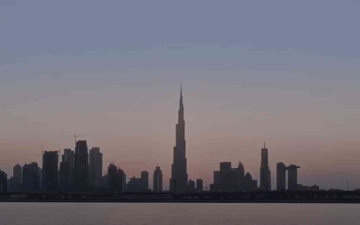 الصورة: الصورة: 10 مسارات ترسم خارطة الإمارات