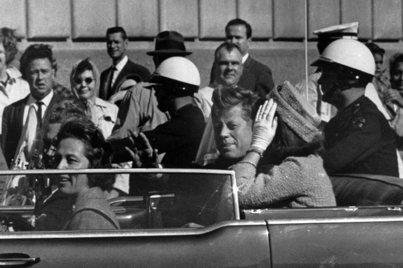 المحفوظات الوطنية الأمريكية تنشر آلاف الوثائق حول اغتيال الرئيس كينيدي