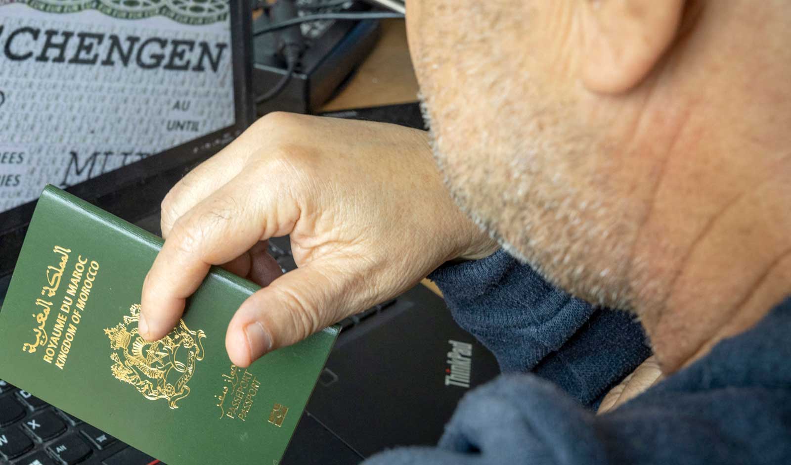 فرنسا ترفع قيود تأشيرات الدخول عن مواطني المغرب