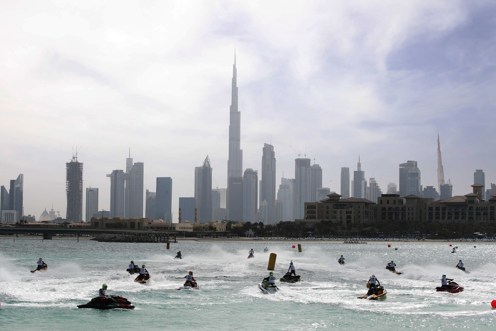 بمشاركة 20 ألف رياضي.. دبي تحتضن العديد من البطولات الدولية في يناير الجاري
