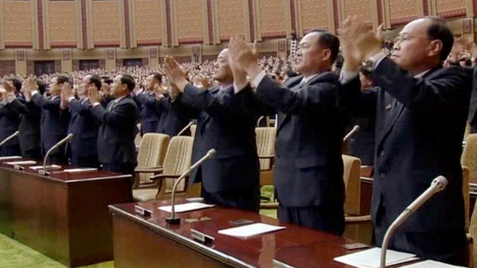 عقد اجتماع برلماني رئيسي في كوريا الشمالية بدون حضور الزعيم