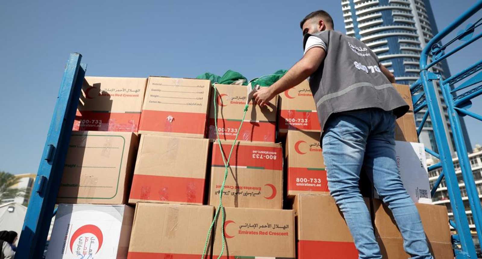 الإمارات تواصل إغاثة المتضررين في سوريا وتركيا