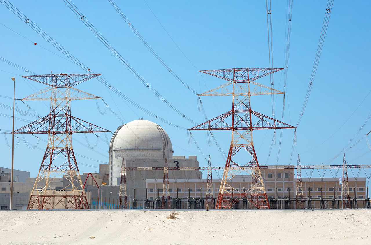 انطلاق عمليات التشغيل التجاري في ثالث محطات براكة للطاقة النووية في أبوظبي