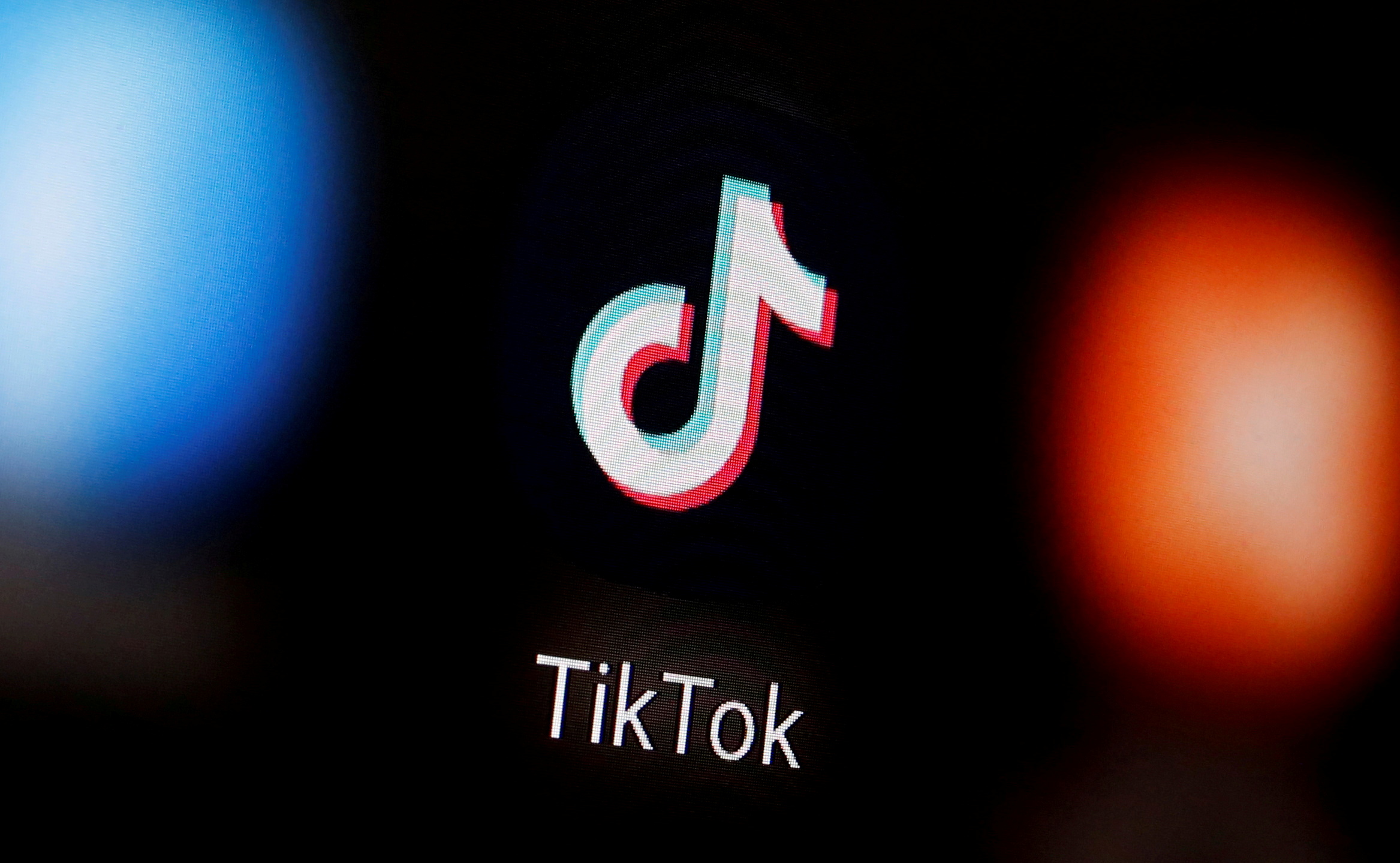 الحكومة الكندية تحظر تطبيق تيك توك على هواتفها وأجهزتها