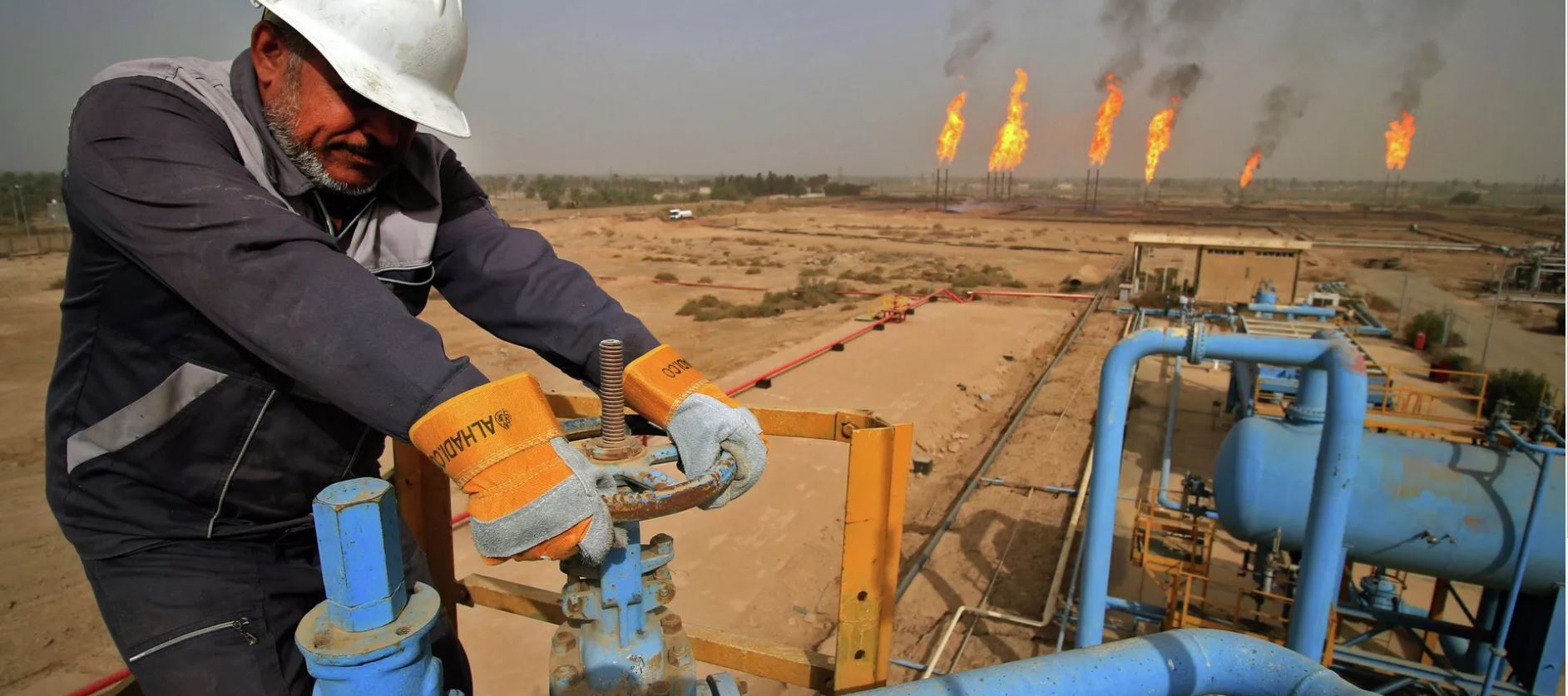 العراق يعلن خفض إنتاجه اليومي من النفط