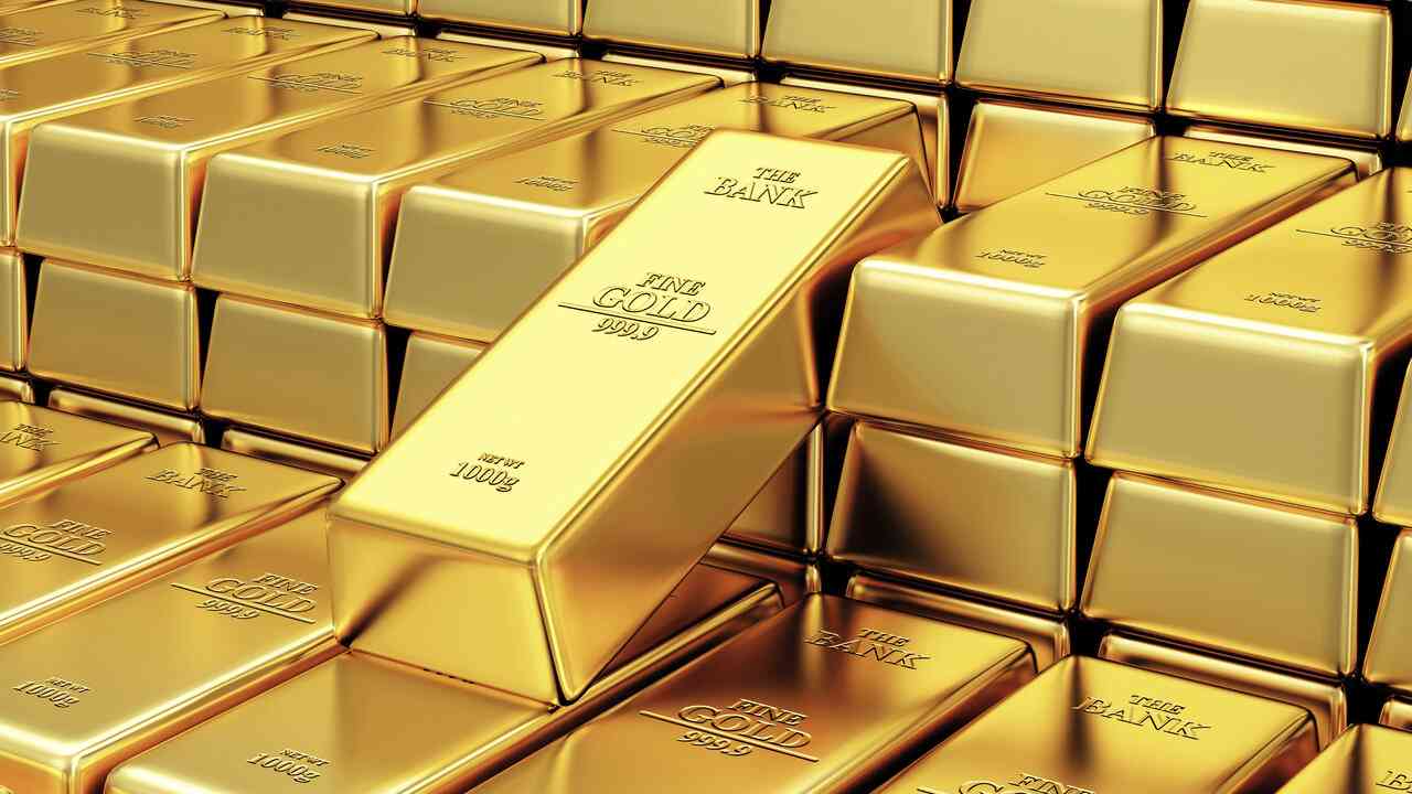 انخفاض الذهب وسط ارتفاع الدولار
