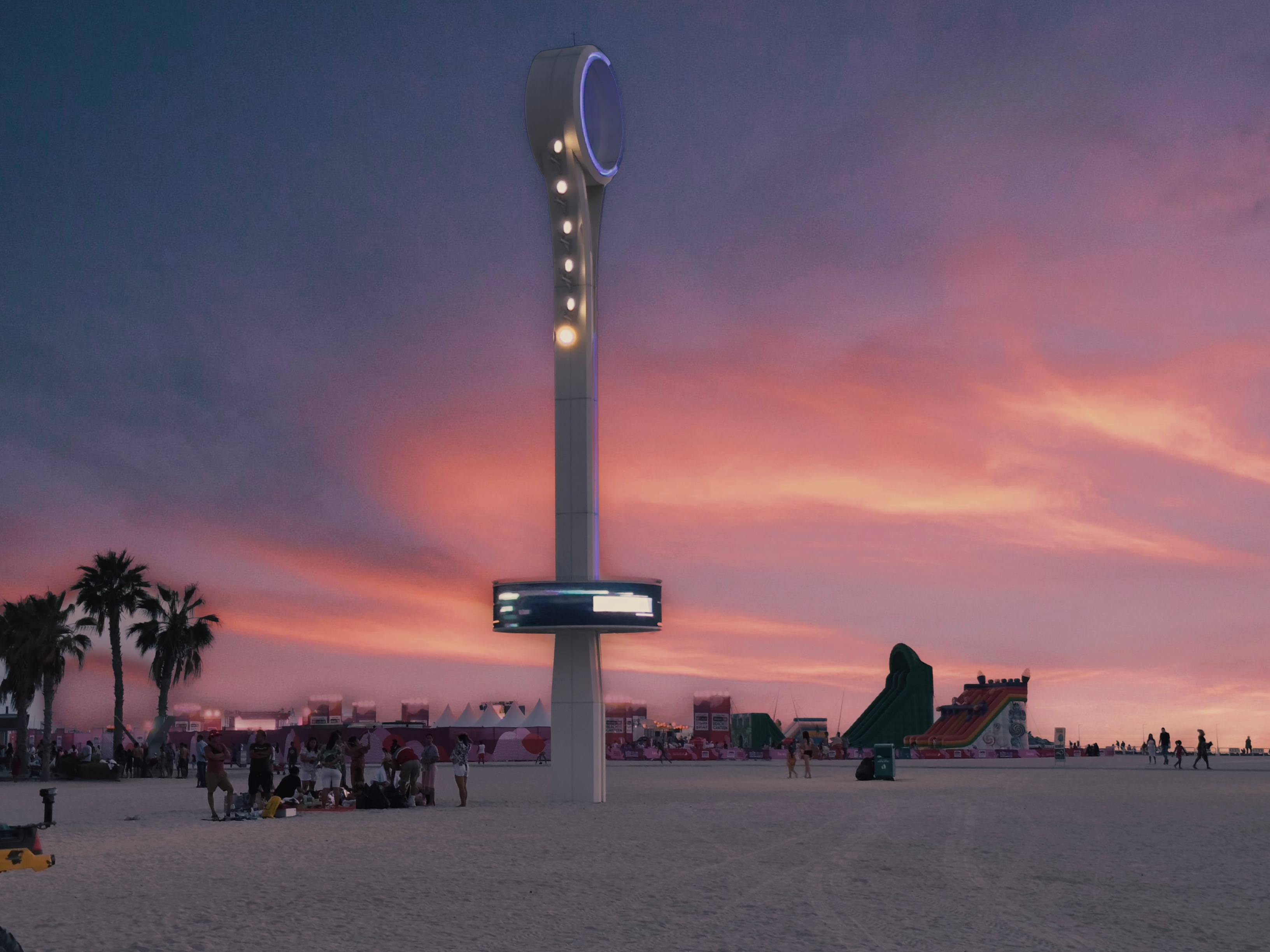 بلدية دبي تخصص ثلاثة شواطئ جديدة للسباحة الليلية
