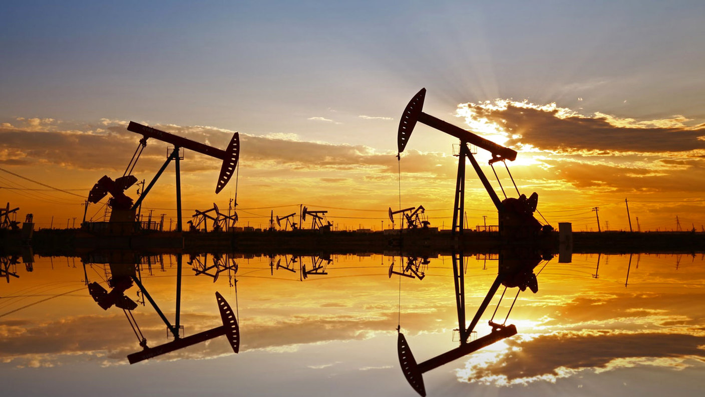 انخفاض النفط متجاهلاً أحداث روسيا