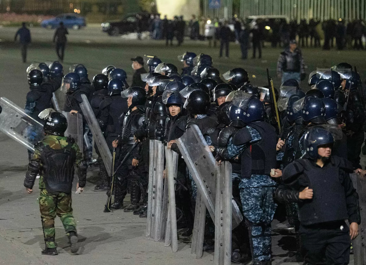 توقيف معارضين في قرغيزستان بتهمة التحضير لانقلاب
