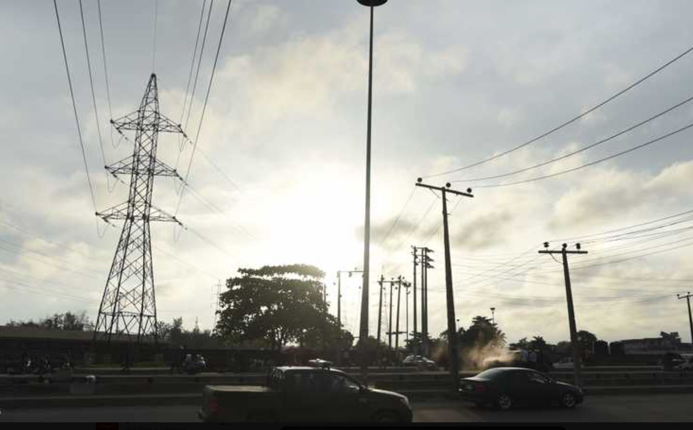 نيجيريا توقف إمدادات الكهرباء للنيجر