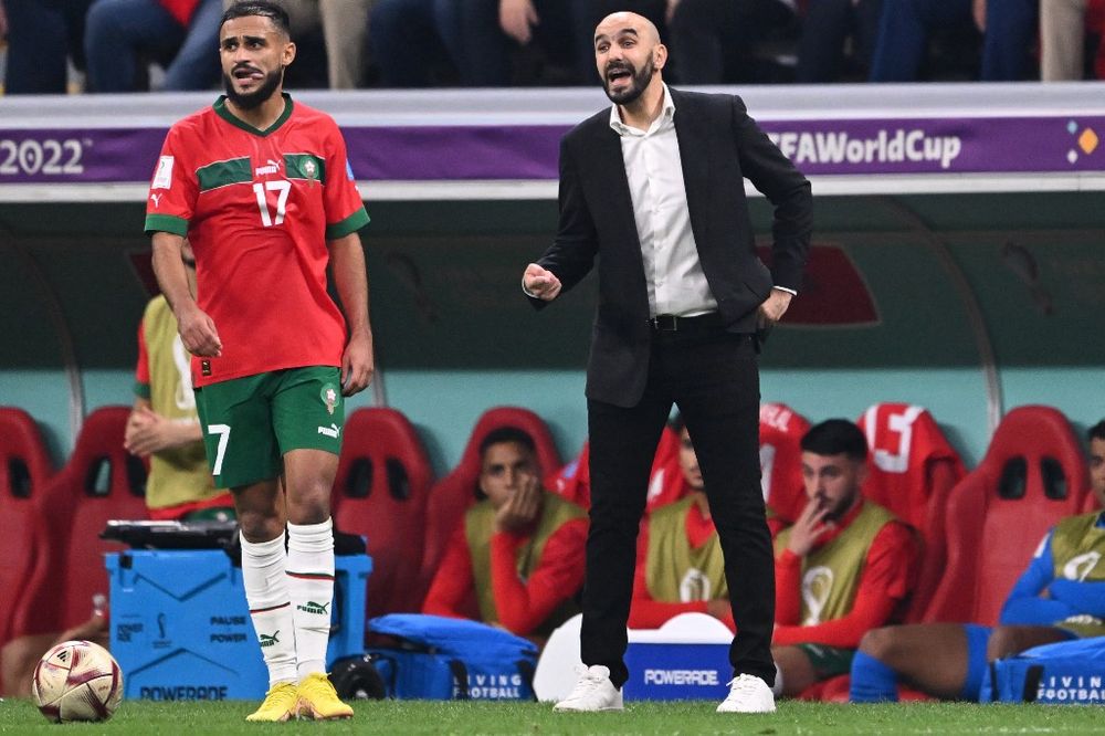 الركراكي يستبعد فوز المغرب بكأس الأمم الأفريقية ويرشح مصر والجزائر