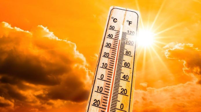 9.9 درجات أقل درجة حرارة اليوم في الإمارات
