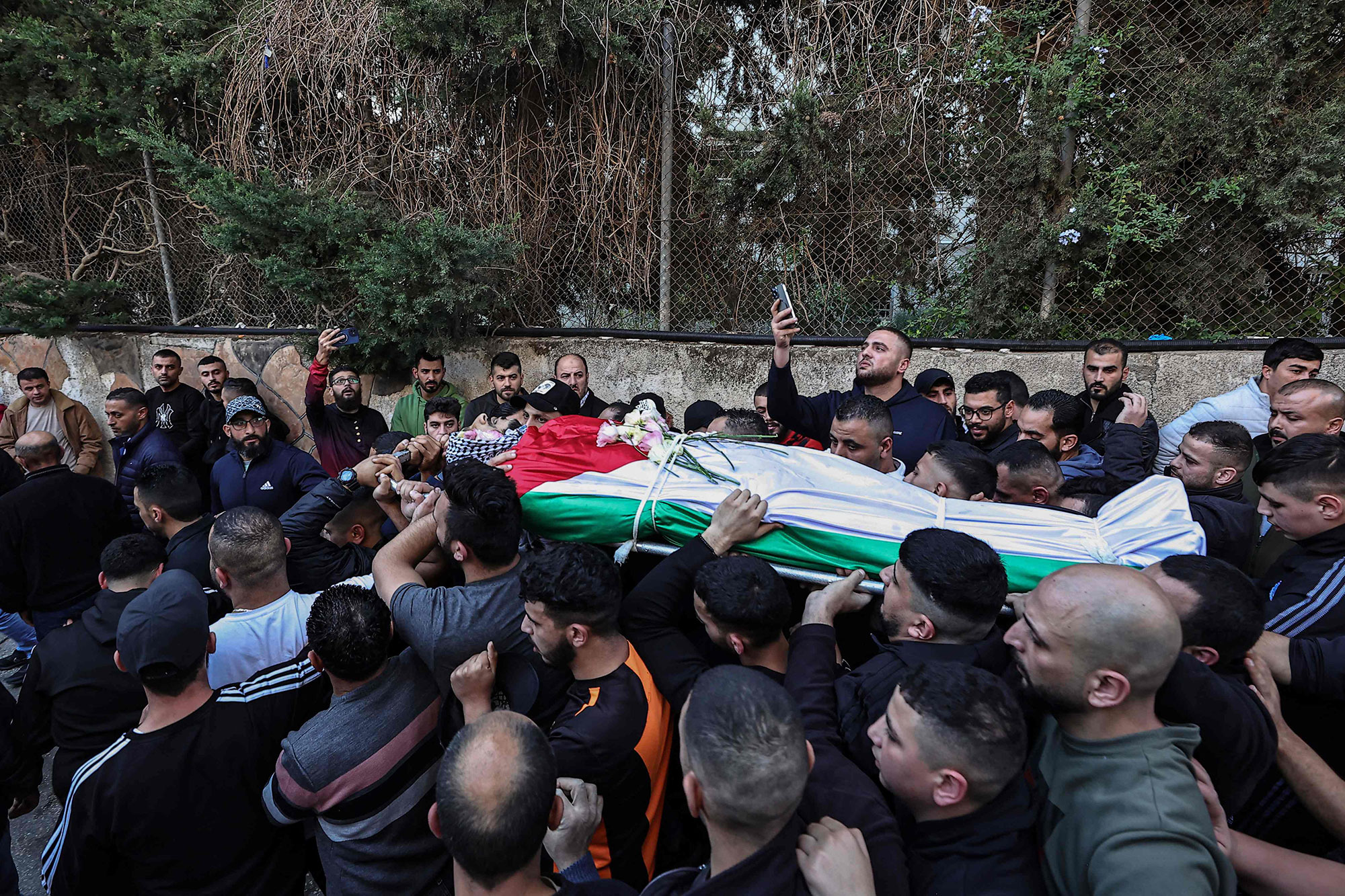 وزارة الصحة الفلسطينية تعلن مقتل 5 فلسطينيين في الضفة الغربية