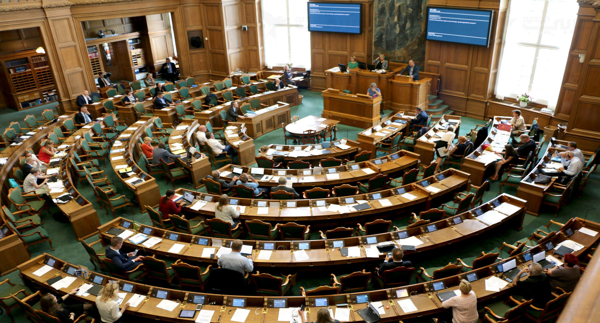 البرلمان الدنماركي يقرّ قانوناً يحظر إحراق المصحف