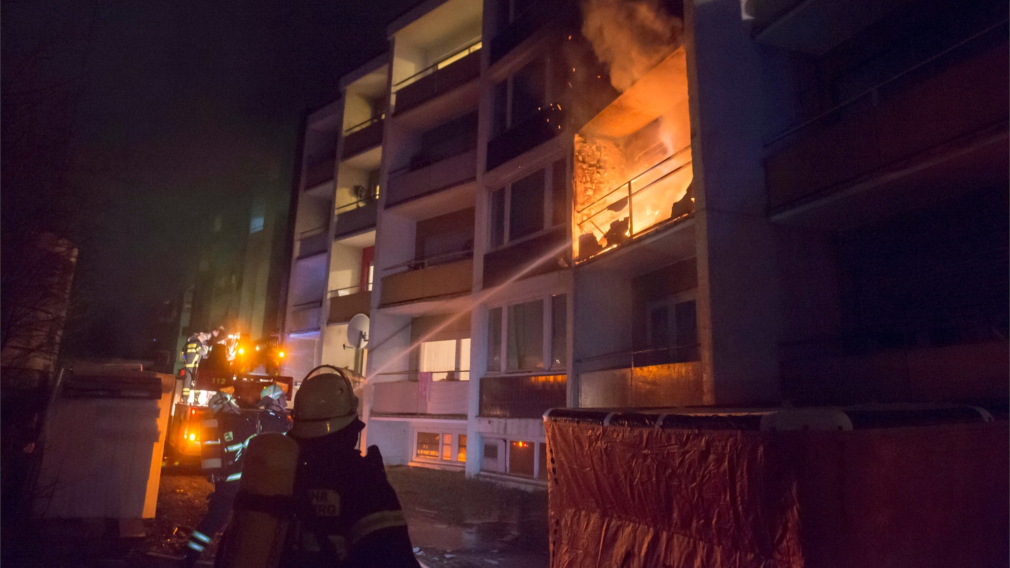 وفاة امرأة مسنة في حريق بمدينة إرفورت بوسط ألمانيا