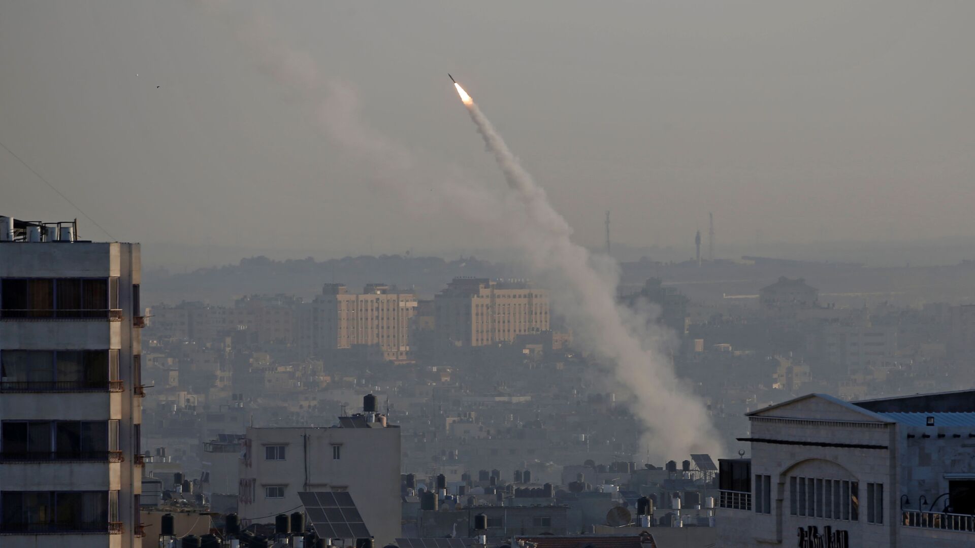 بعد هدوء لـ 48 ساعة .. إطلاق صواريخ من غزة على جنوب إسرائيل