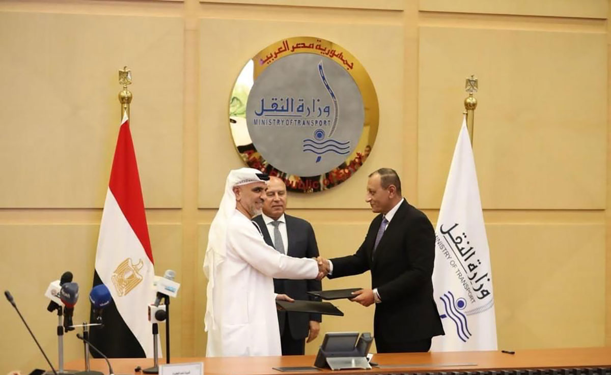 مصر توقع عقداً مع موانئ أبوظبي لتطوير وتشغيل وصيانة مرافق بموانئ على البحر الأحمر