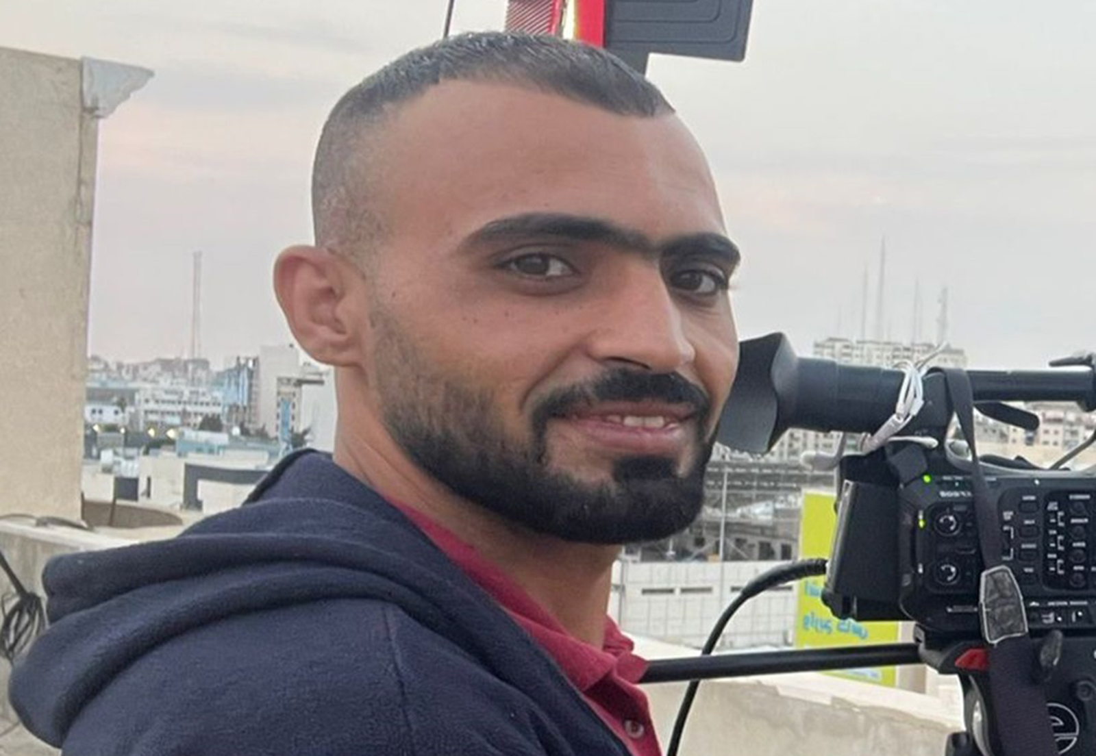 مقتل صحفي فلسطيني بقناة «الغد» التلفزيونية في غزة