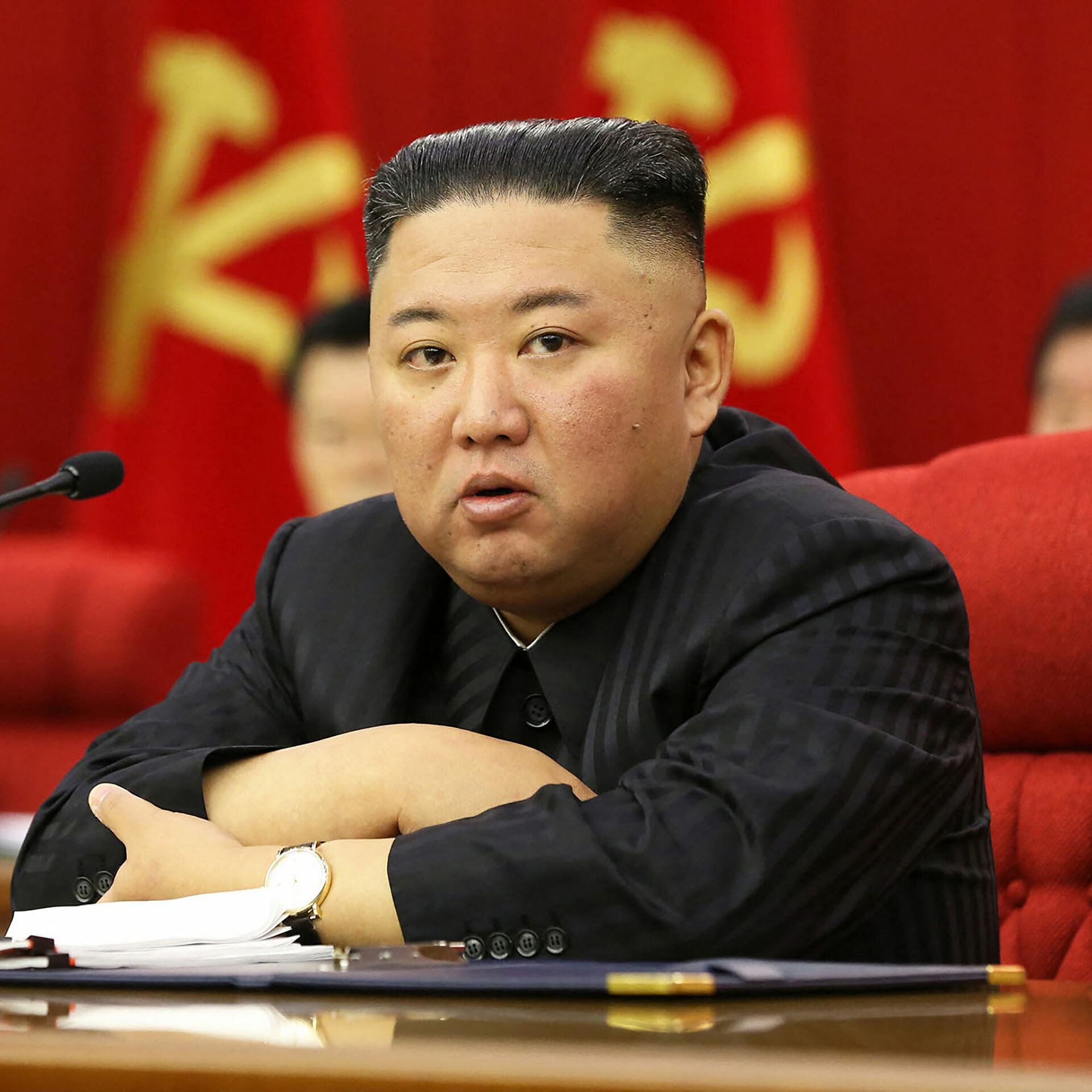 زعيم كوريا الشمالية أشرف على اختبارات إطلاق صواريخ كروز من غواصات
