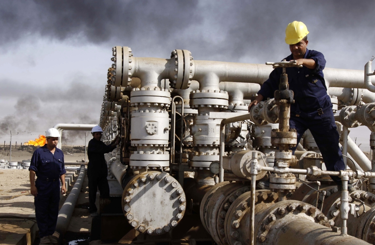 النفط يرتفع بدعم توترات الشرق الأوسط
