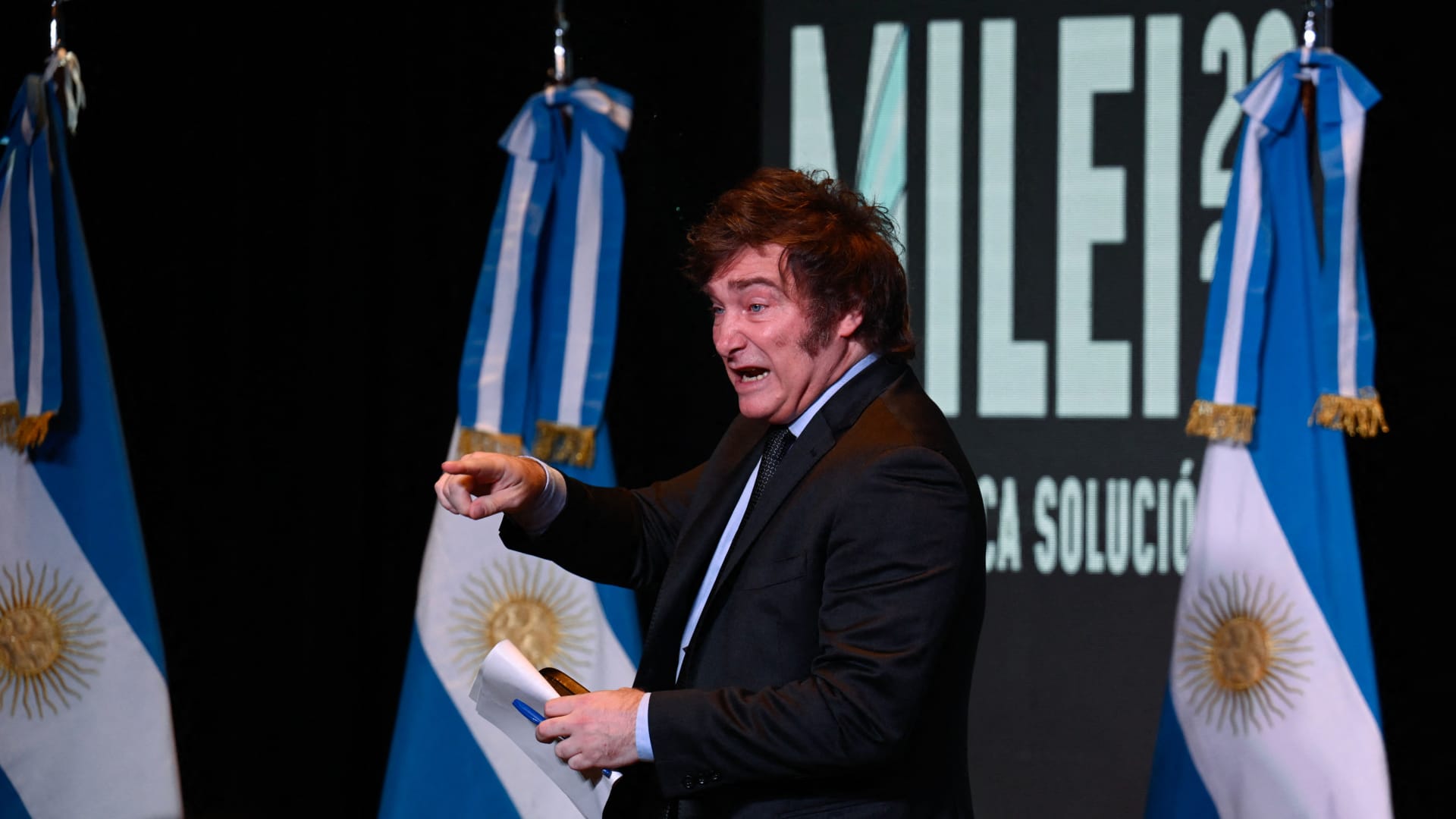الأرجنتين تسجل أول فائض في الميزانية الشهرية منذ 12 عاماً