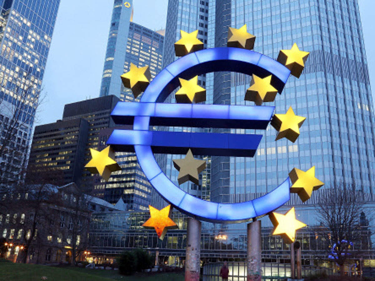 المركزي الأوروبي يبقي أسعار الفائدة دون تغيير ويقر بتباطؤ التضخم