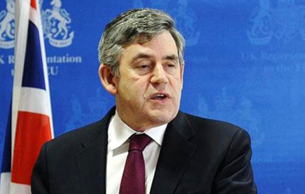 الصورة : 2010 استقالة رئيس الوزراء البريطاني جوردون براون من منصبه.