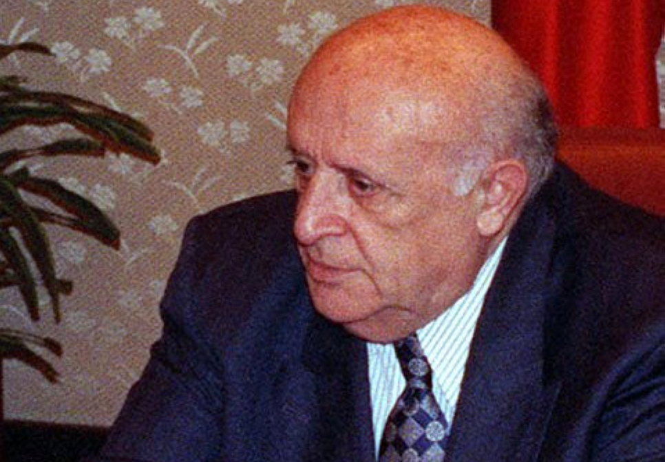 الصورة : 1993 انتخاب سليمان دميرل رئيساً لتركيا.