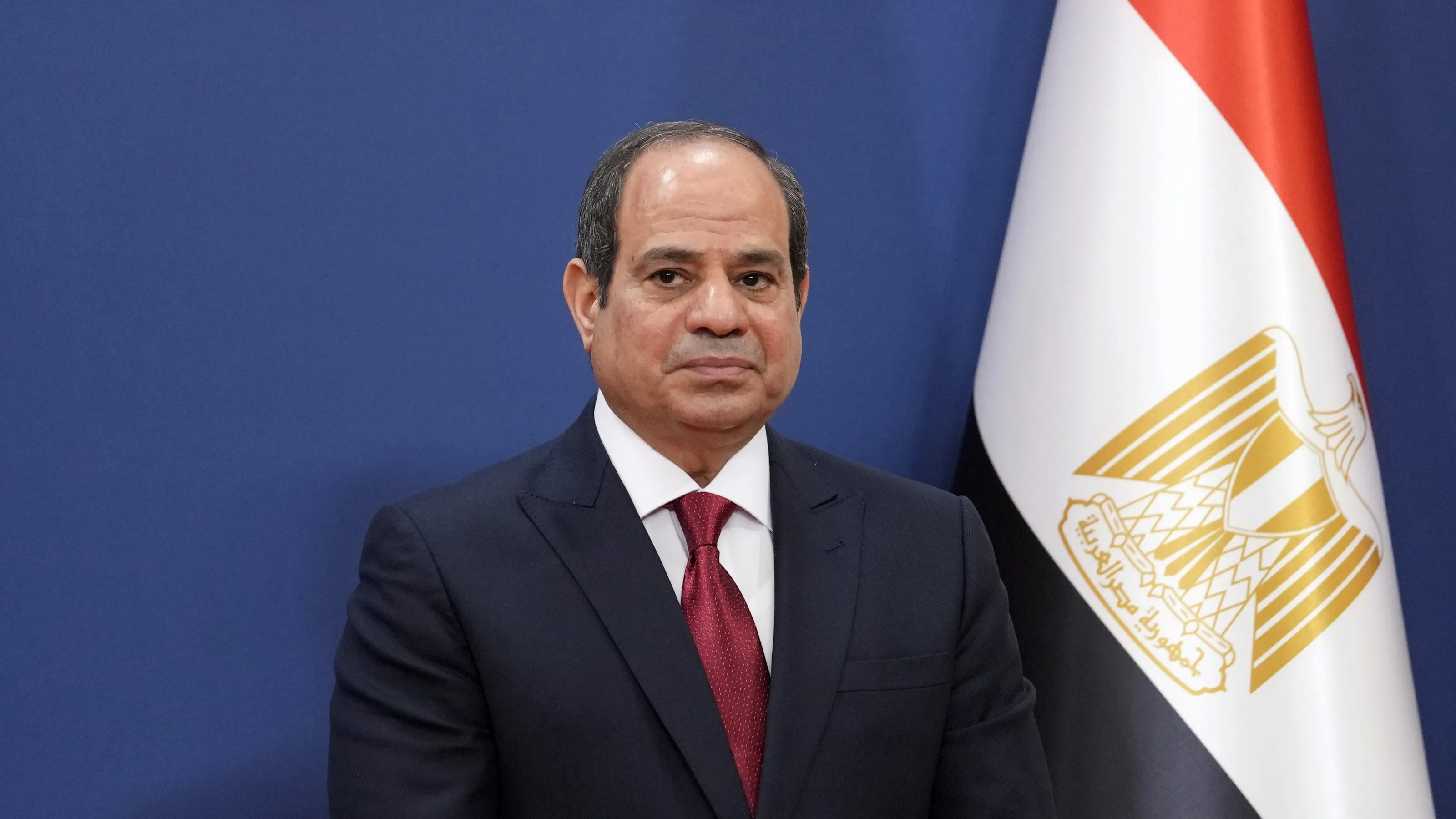 الرئيس المصري يدعو لضمان عدم تهجير الفلسطينيين قسراً من غزة