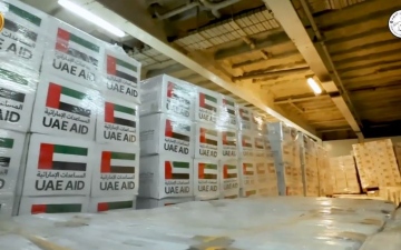 الصورة: الصورة: سفينة مساعدات إماراتية جديدة إلى قطاع غزة تبحر من ميناء لارنكا