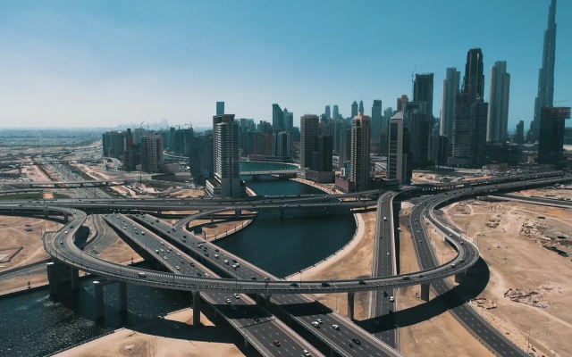 الصورة: الصورة: «طرق دبي» ترسي عقد مشروع تطوير شارع الخيل في 7 مواقع مختلفة