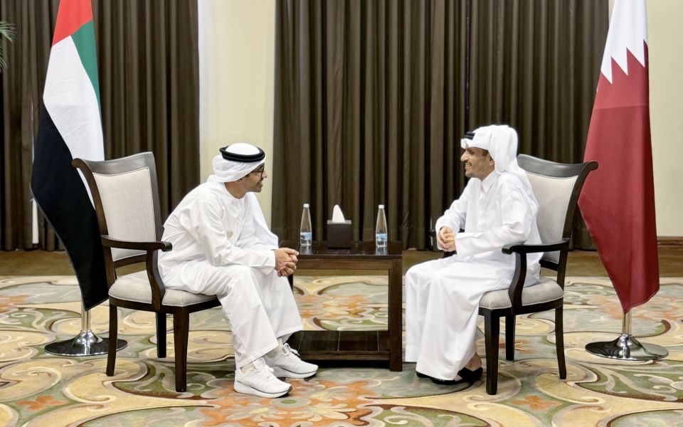 الصورة: الصورة: عبدالله بن زايد يلتقي رئيس مجلس الوزراء وزير الخارجية القطري