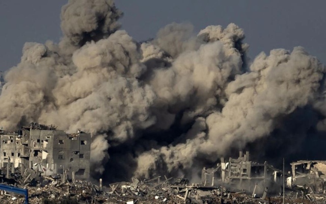 الصورة: الصورة: الجيش الإسرائيلي يعلن عن وقف تكتيكي للعمليات في غزة
