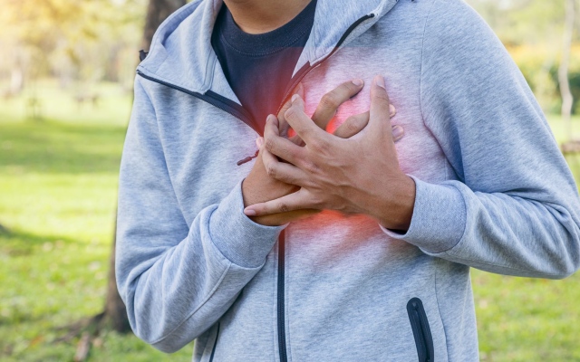 الصورة: الصورة: 5 أعراض للنوبة القلبية الصامتة يجب أن تعرفها
