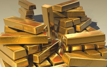 الصورة: الصورة: تراجع طفيف للذهب وسط تركيز على بيانات التضخم الأمريكية