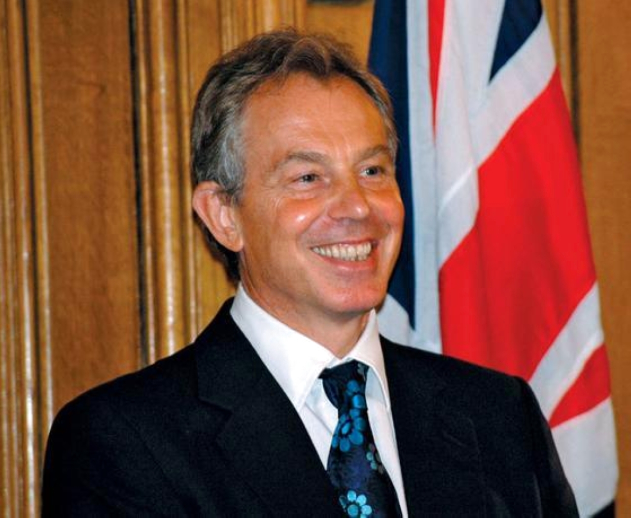 الصورة : 2007 رئيس الوزراء البريطاني توني بلير يستقيل من منصبه وجوردون براون يخلفه.