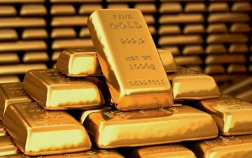 الصورة: الصورة: أسعار الذهب قرب أدنى مستوى في أسبوعين وسط ترقب لبيانات تضخم أمريكية
