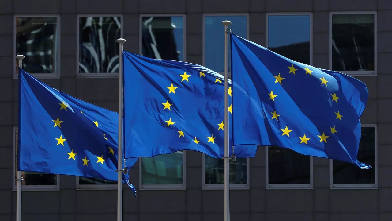 أوكرانيا تتلقى مساعدات بقيمة 1.9 مليار يورو من الاتحاد الأوروبي