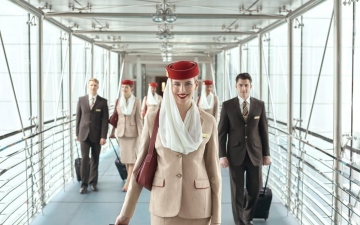 الصورة: الصورة: طيران الإمارات ترفع رواتب وبدلات موظفيها وتزيد إجازات الأمومة والأبوة