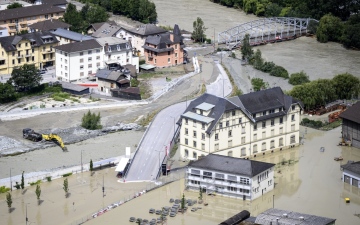 الصورة: الصورة: مصرع 5 أشخاص جراء فيضانات في سويسرا وفرنسا
