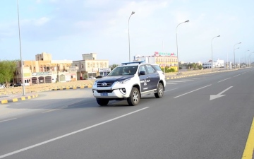 الصورة: الصورة: «شرطة عمان السلطانية» تكشف هوية المتورطين في حادثة الوادي الكبير